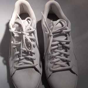 PUMA Athlethic Shoes